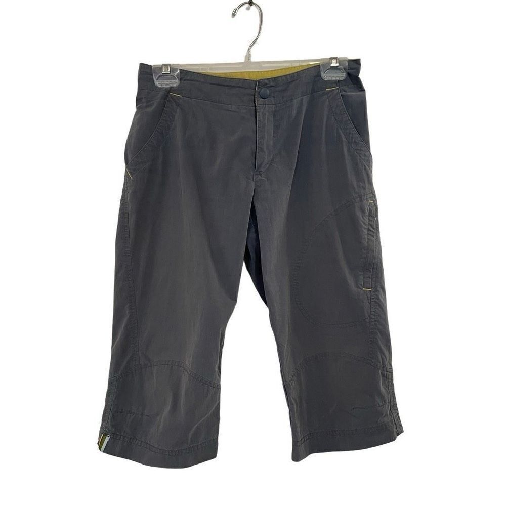 REI Charcoal Gray Capris Womens Size 4 Outdoor Hiking Camping